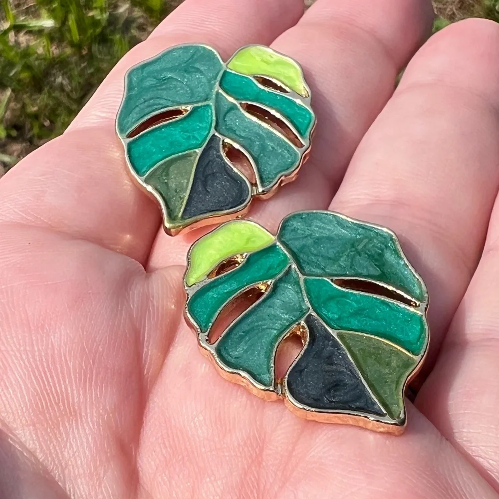 Green Monstera Leaf Earrings - Picture 3 of 3